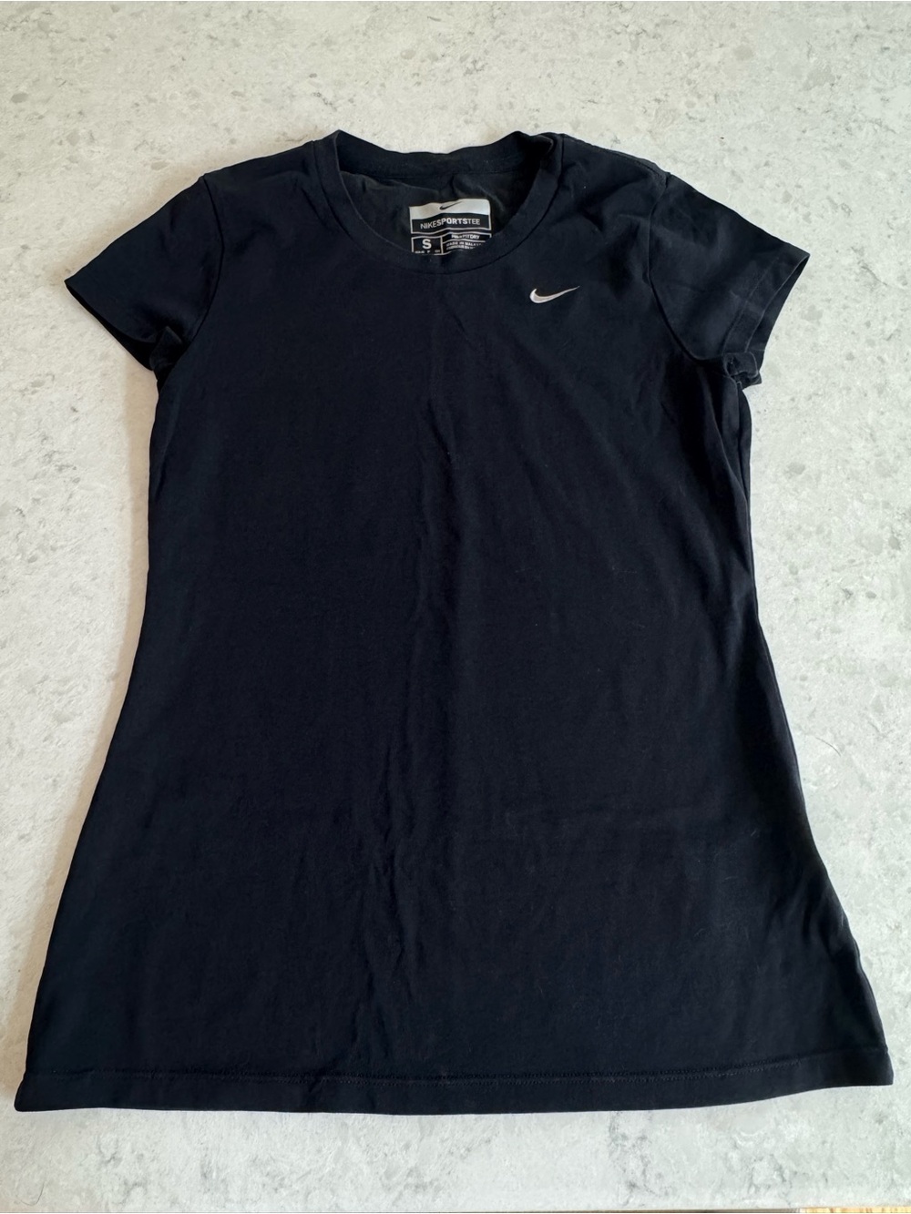 Nike Women’s Black Short-Sleeve Performance Tee Size Small